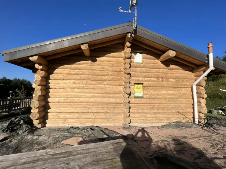 Sablage et aérogommage de chalet en bois dans le Jura , Le Jura, Mazzetti Aérogommage