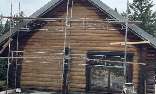 Aérogommage d'un Chalet bois rond La Pessière au Rousses dans le jura, Le Jura, Mazzetti Aérogommage